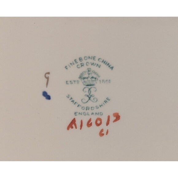 Crown Staffordshire Imari Side Plate, Vintage Bone China Floral Gold Trim - Picture 2 of 4